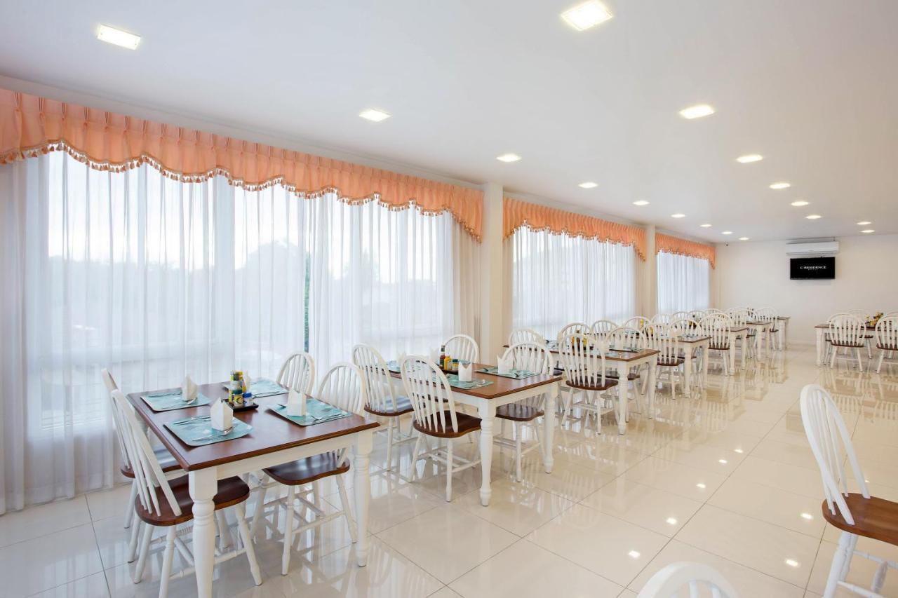 C-House & Residence Hotel Amata City Pluak Daeng Zewnętrze zdjęcie